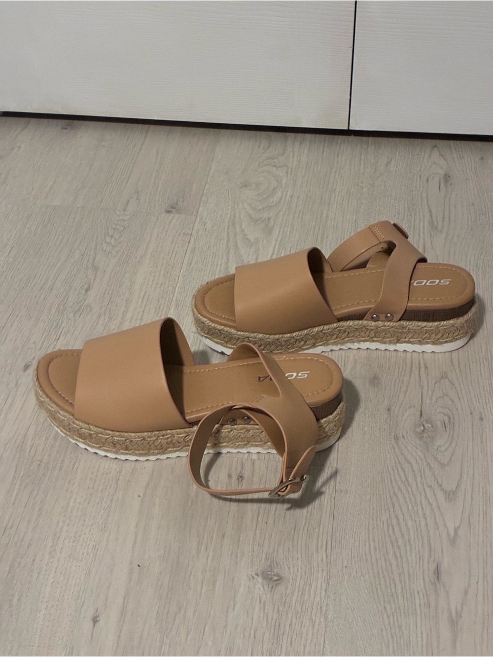 Soda Tan Platform Espadrille Ankle-Strap Sandals - NWOT- 9 - Picture 3 of 6